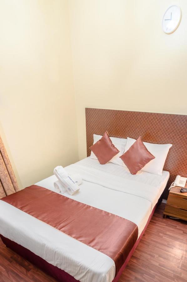 Al Karnak Hotel Дубай Экстерьер фото