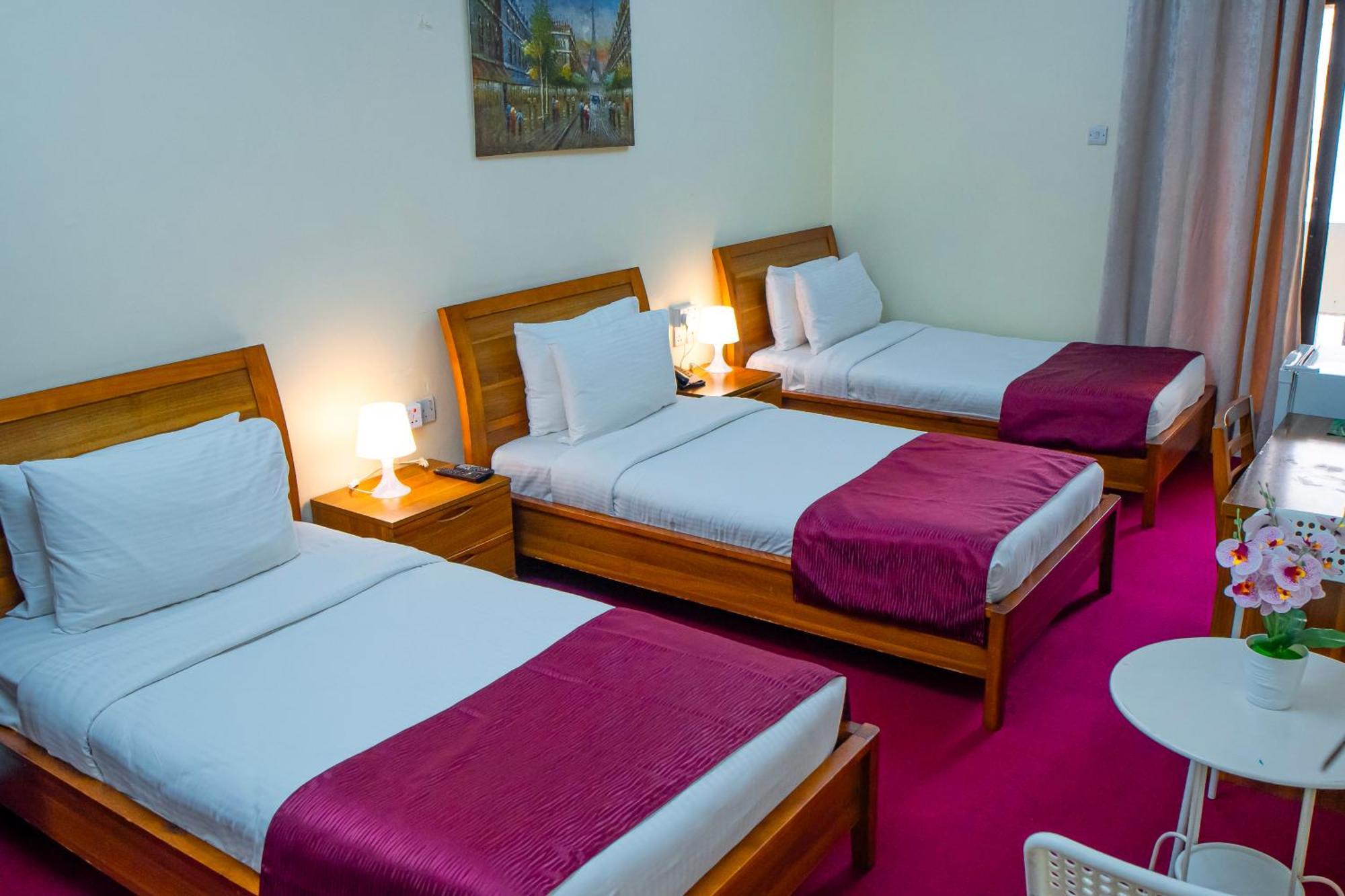Al Karnak Hotel Дубай Экстерьер фото