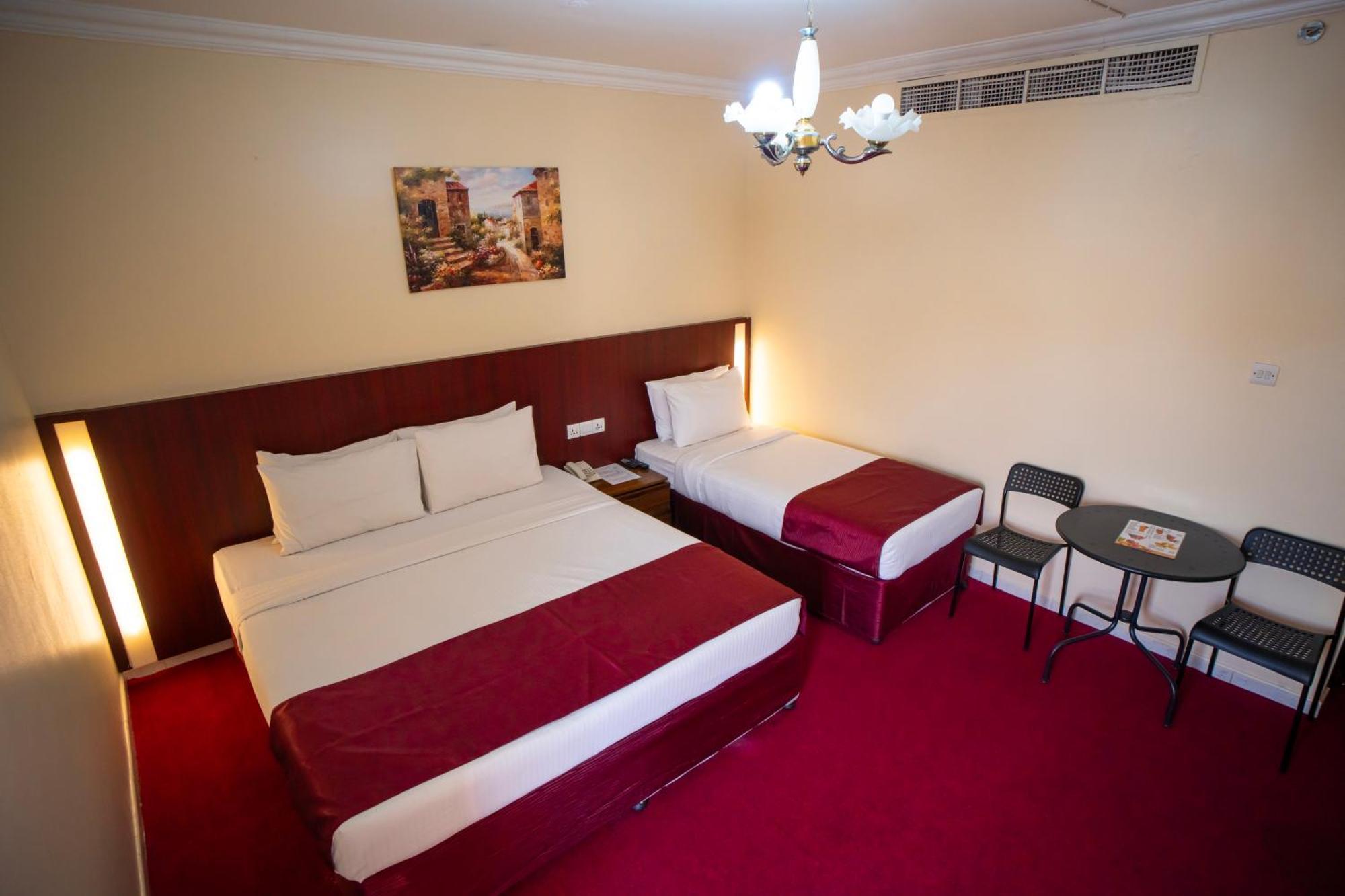 Al Karnak Hotel Дубай Экстерьер фото