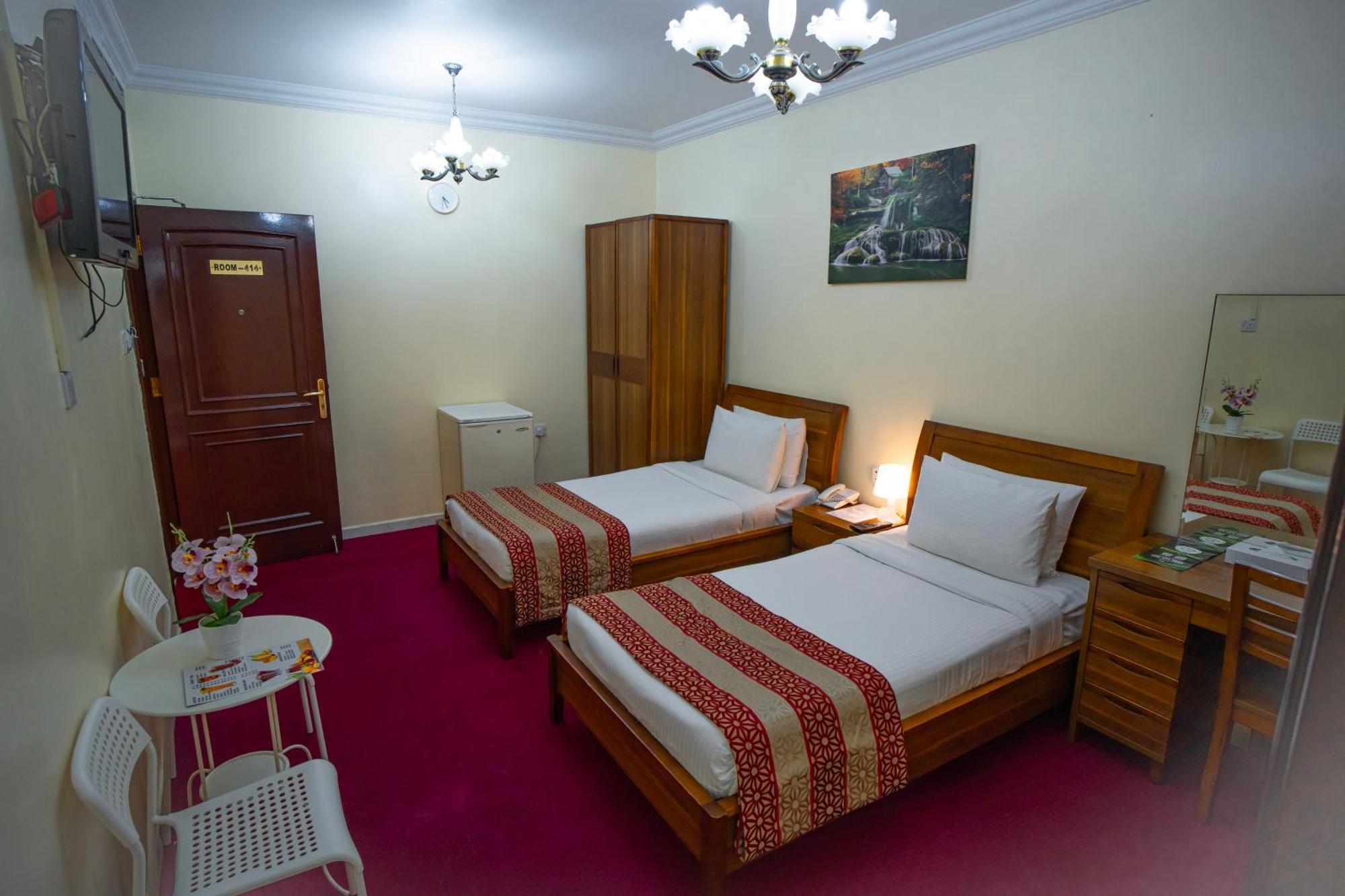 Al Karnak Hotel Дубай Экстерьер фото