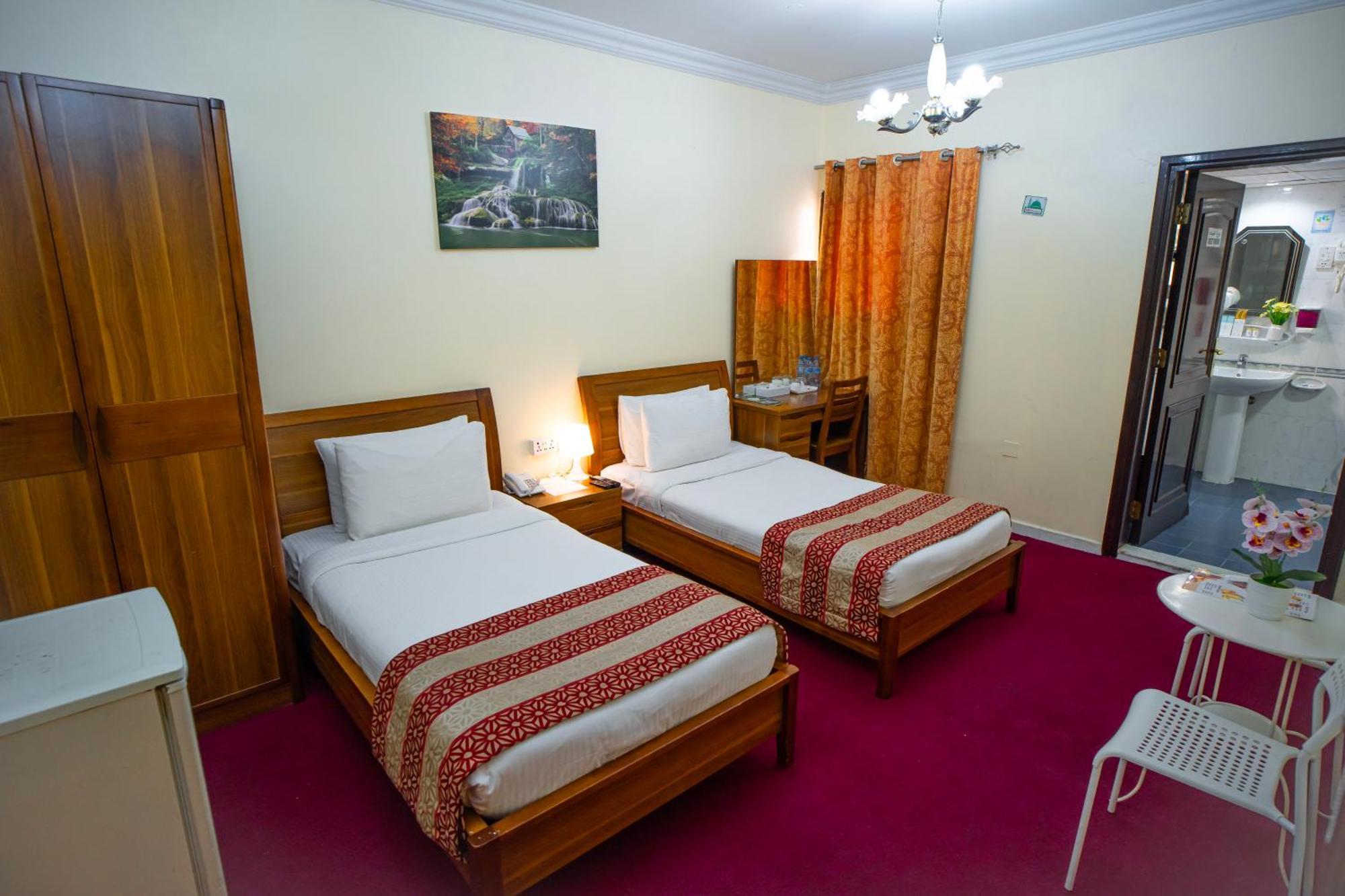 Al Karnak Hotel Дубай Экстерьер фото